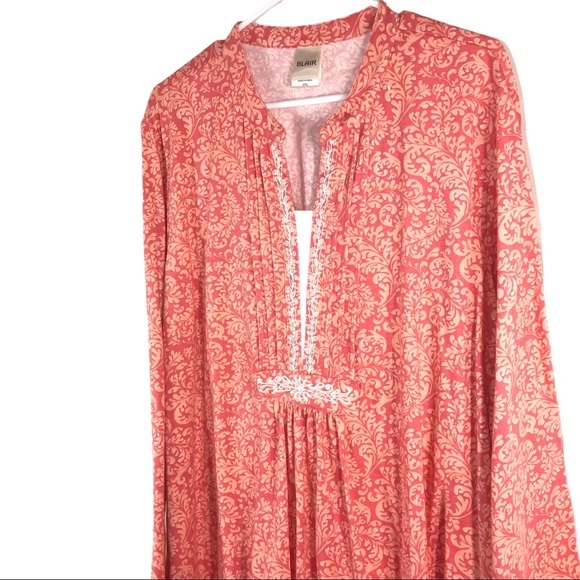 Peach Floral Print Pintucked Tunic Top, Size 2X - Picture 3 of 10